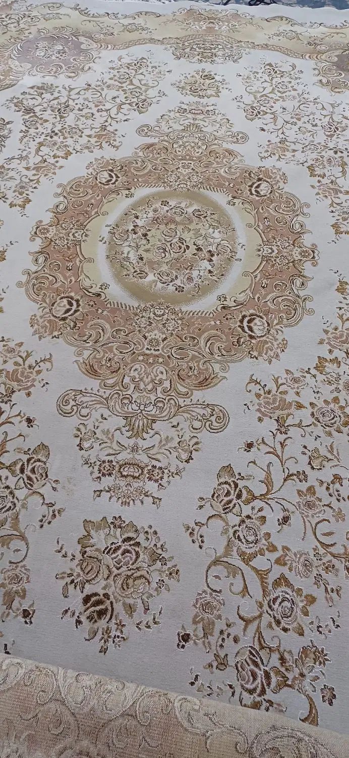 دو تخته فرش کاملا نو وسالم  کرم رنگ  ۹ متری|فرش|اندیشه, اندیشه فاز ۱|دیوار