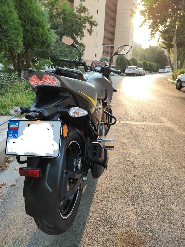 آپاچی ۲۰۰ مدل ۹۸ apache RTR 200 new face|موتورسیکلت|تهران, فرمانیه|دیوار