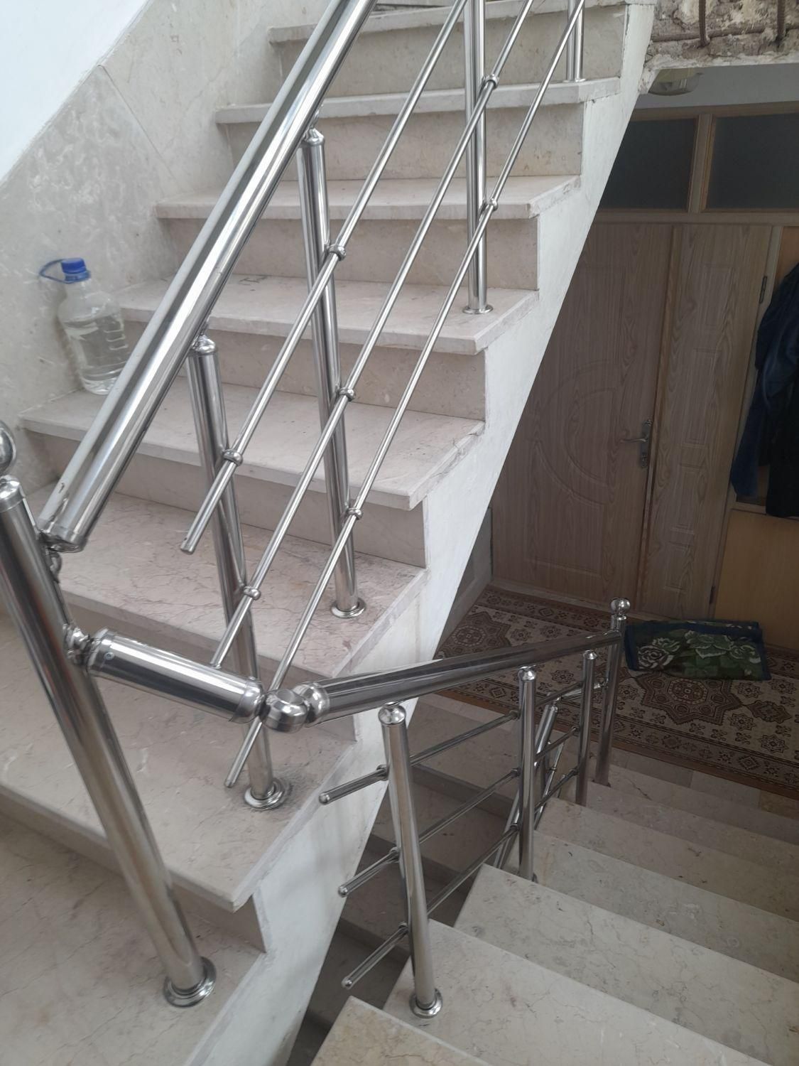 فروش ونصب نرده استیل در طرح های مختلف|مصالح و تجهیزات ساختمان|بناب, |دیوار