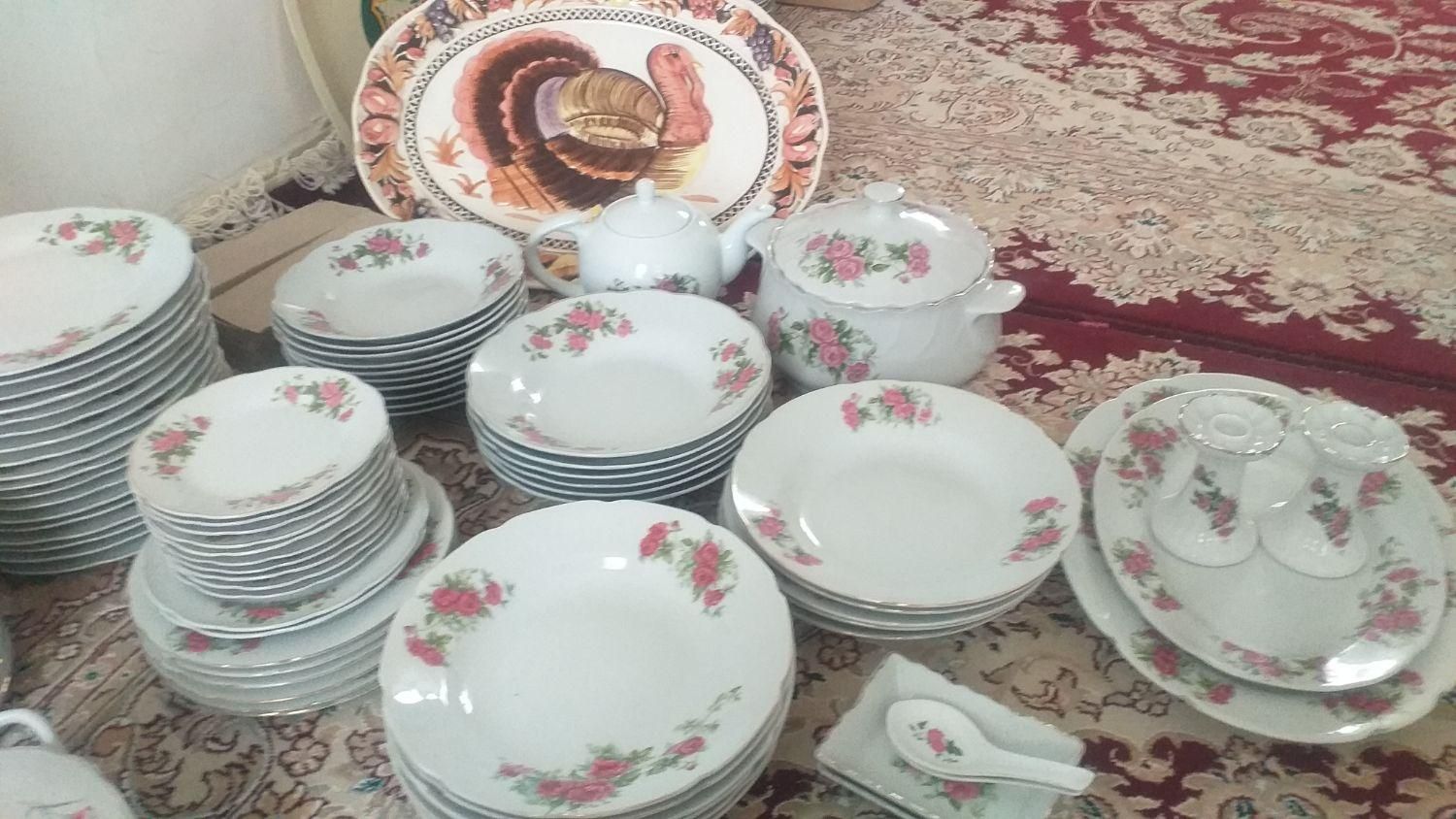ظروف گلسرخی و گل غنچه|ظروف سرو و پذیرایی|تهران, مشیریه|دیوار