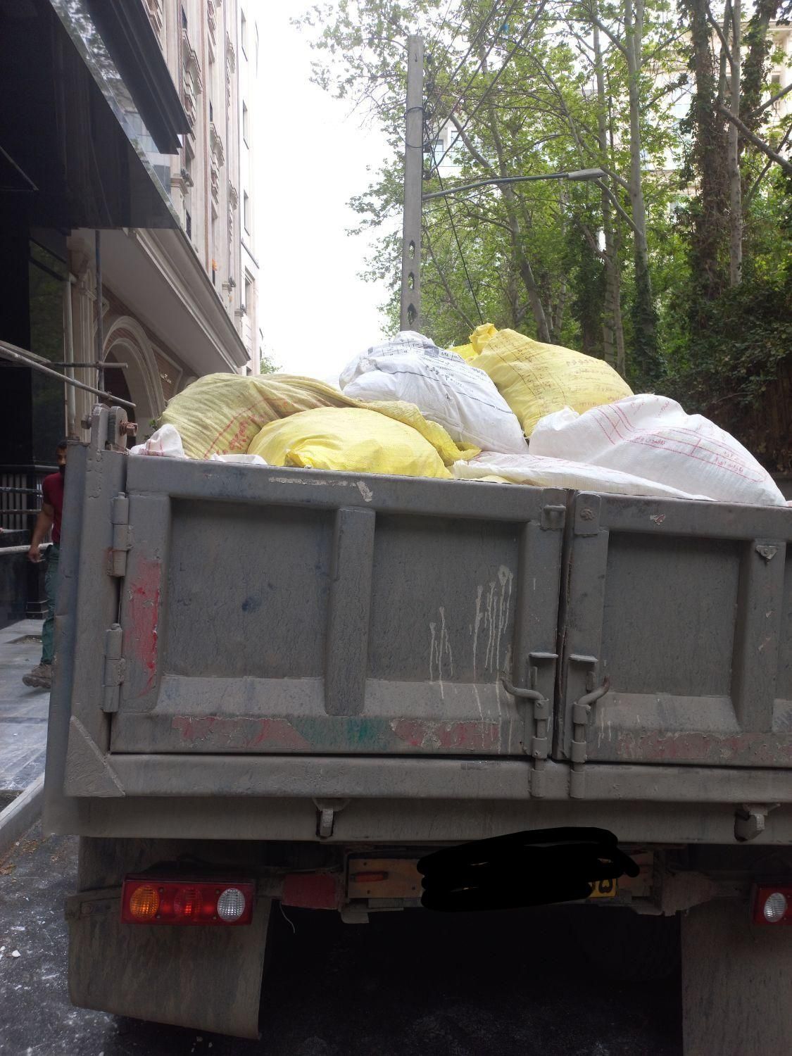 حمل نخاله وماسه با خاور ایسوزو بابکت|خدمات حمل و نقل|تهران, حکمت|دیوار