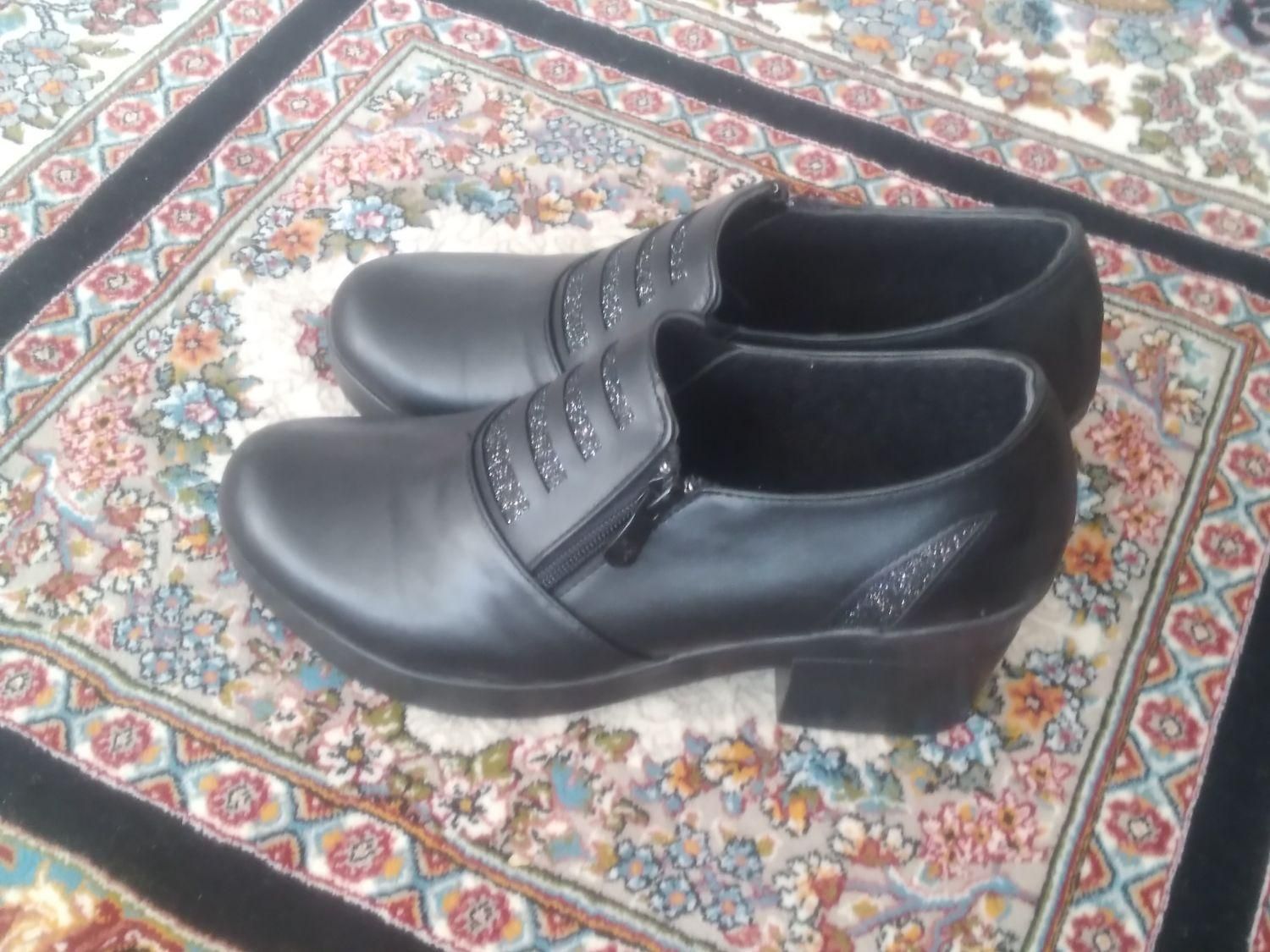 کفش زنانه|کیف، کفش، کمربند|خمینی‌شهر, |دیوار