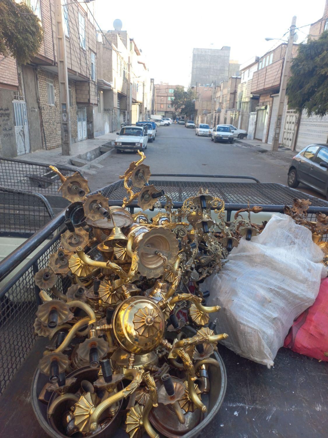 فروشنده و خریدار لوستر برنزی خریدار آینه شمعدان|لوستر و چراغ آویز|کرج, گلشهر|دیوار