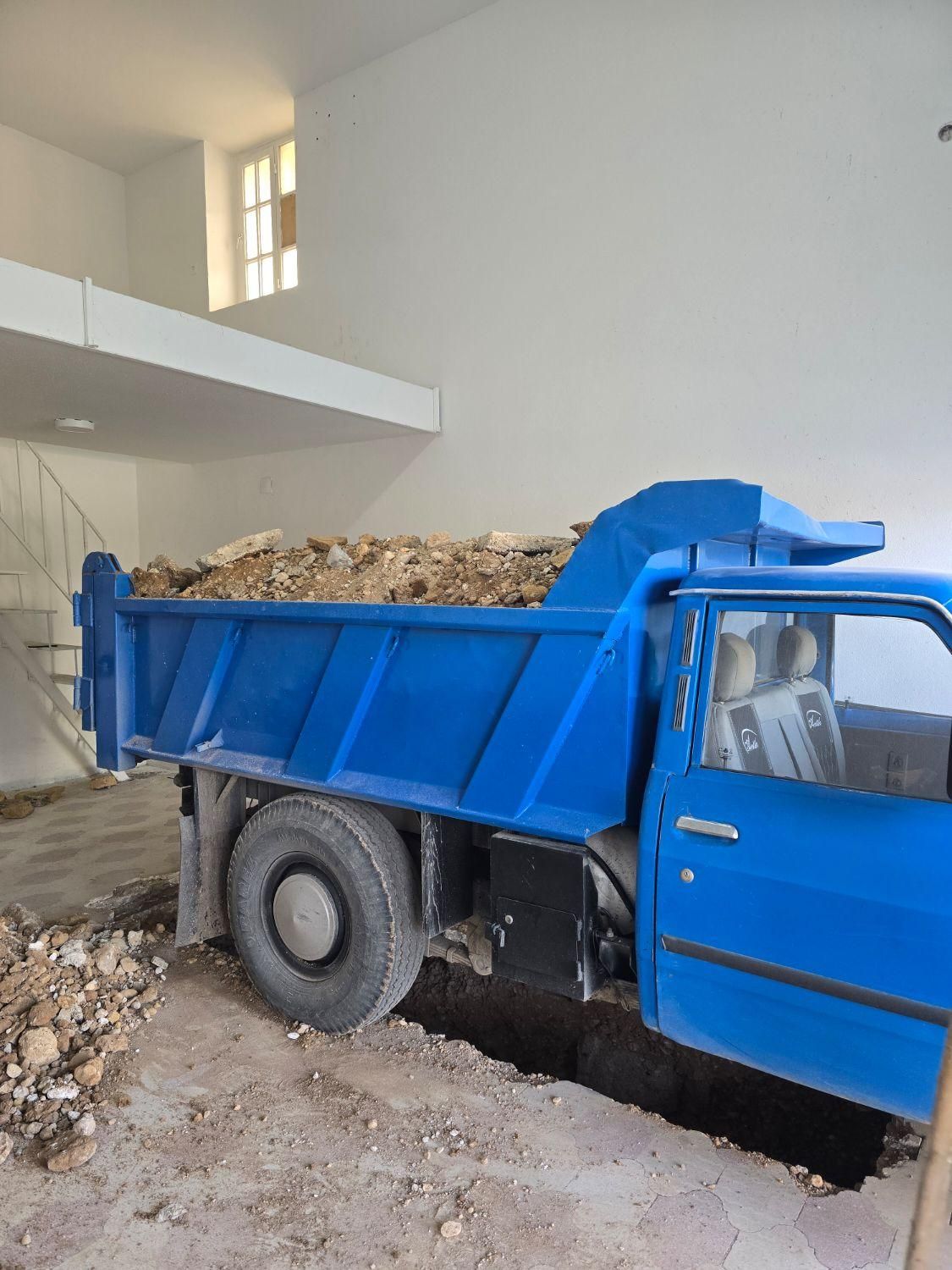 حمل نخاله(ناخاله)نیسان کمپرسی ماسه،شسته،شبانه روزی|خدمات حمل و نقل|شیراز, عادل آباد|دیوار