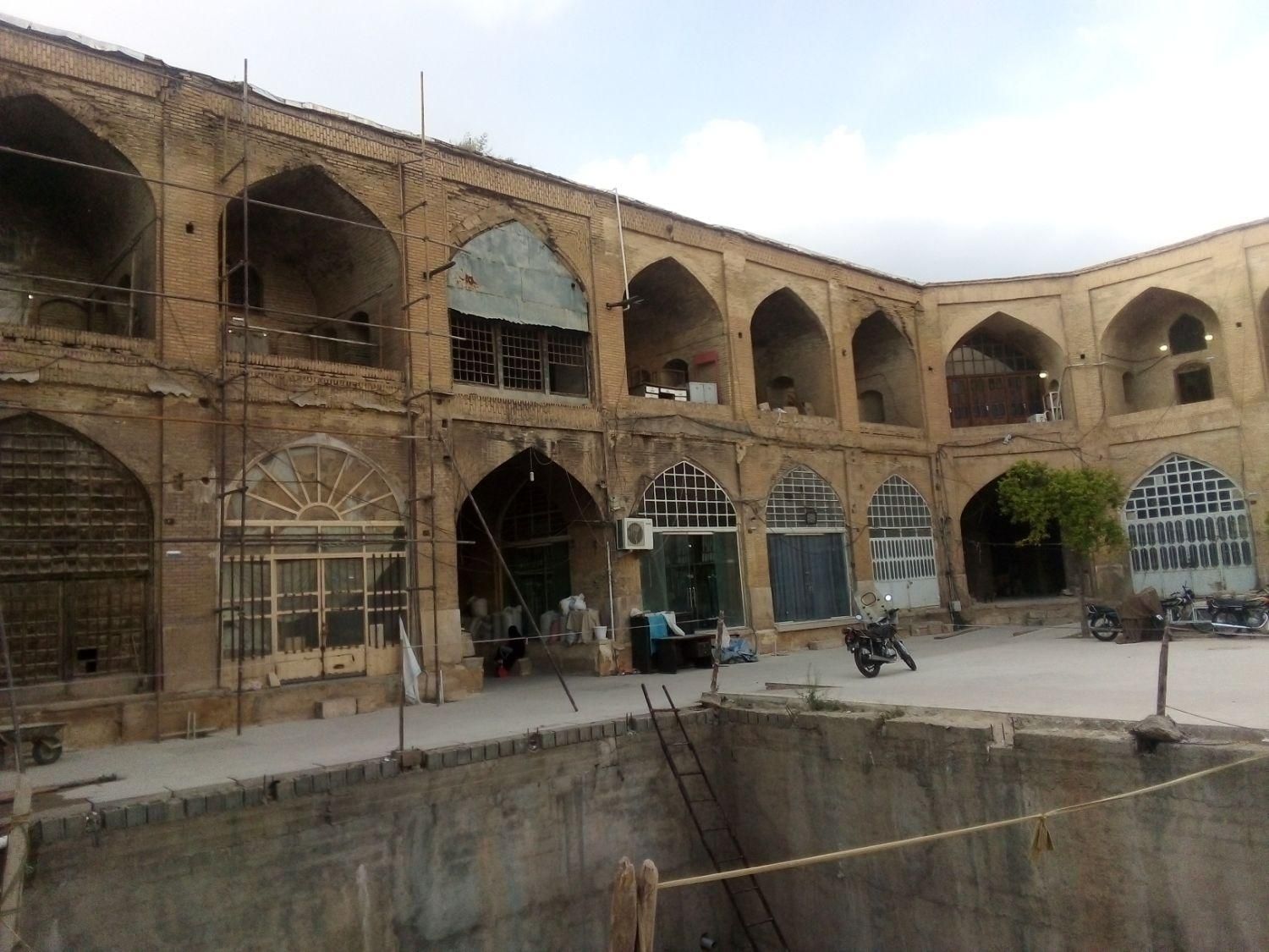 باپیشرفته ترین دستگاه شستشو نماواترجت|خدمات نظافت|شیراز, بعثت|دیوار