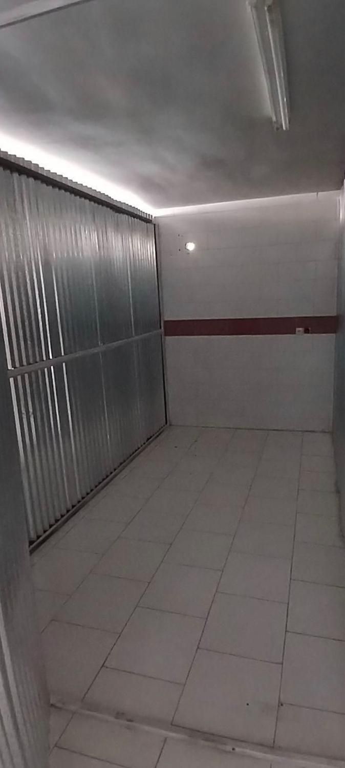 انبار ۱۵ متری لوکس با آسانسور در شیراز دپو|اجارهٔ مغازه و غرفه|شیراز, محراب|دیوار