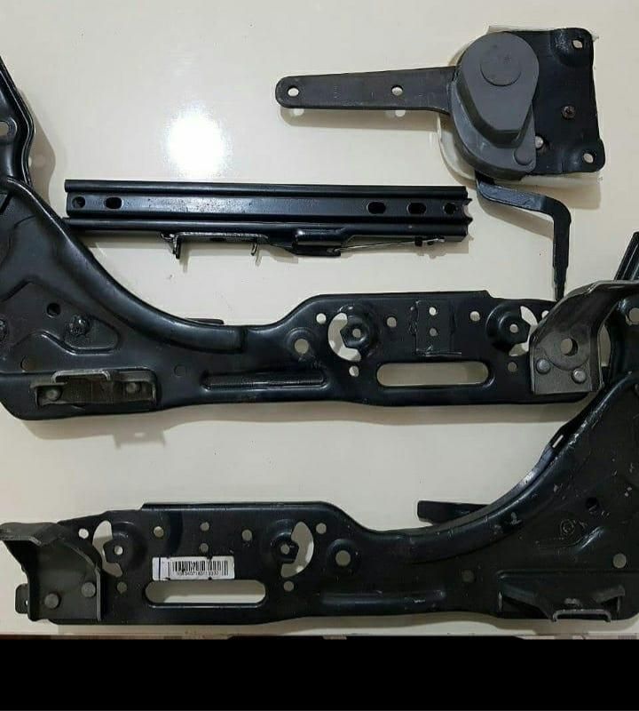 تعمیرصندلی انواع خودروهاروکش صندلی تودوزی ابرصندلی|قطعات یدکی و لوازم جانبی|اصفهان, لاله|دیوار