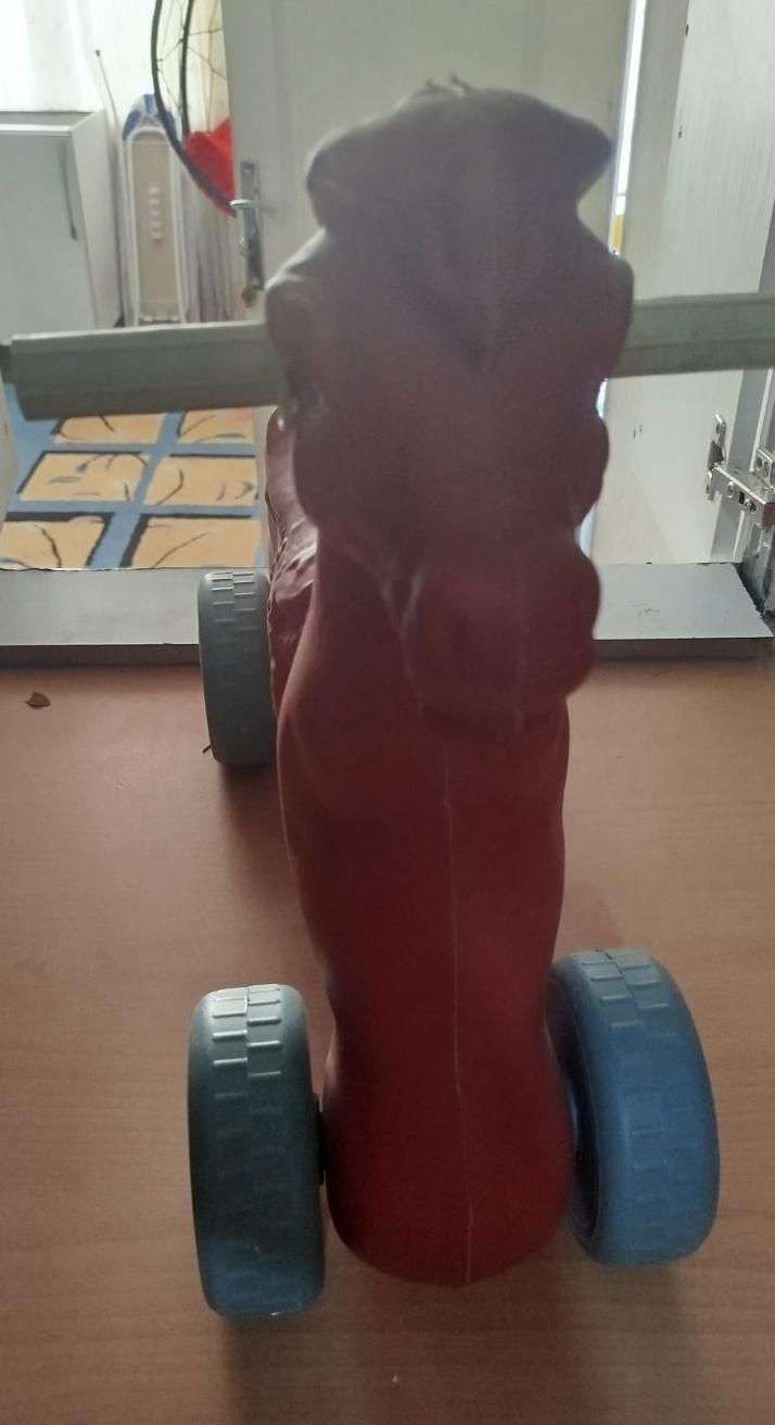 اسب پلاستیکی محکم و سالم|اسباب‌بازی بچه|بروجرد, |دیوار