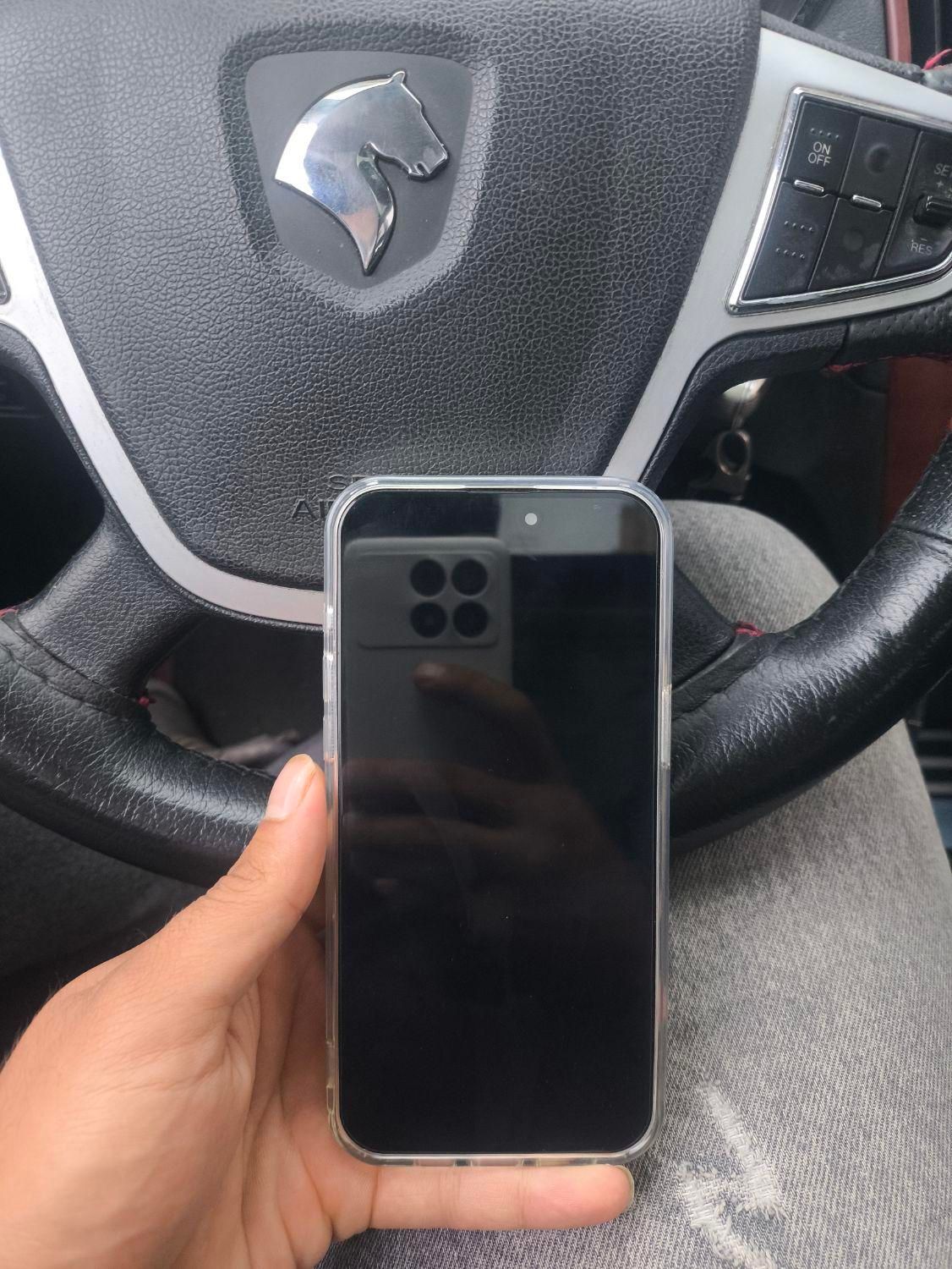 اپل iPhone 15 Pro Max با حافظهٔ ۲۵۶ گیگابایت|موبایل|خوی, |دیوار