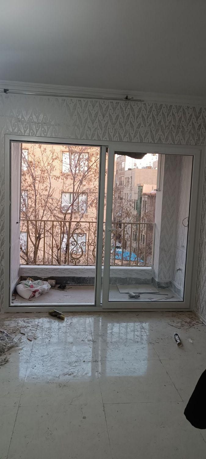درب وپنجره UPVC|خدمات پیشه و مهارت|ماهدشت, |دیوار