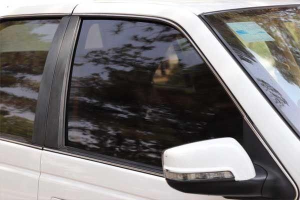 دودی شیشه و نصب انواع برچسب|خدمات موتور و ماشین|کرمانشاه, |دیوار