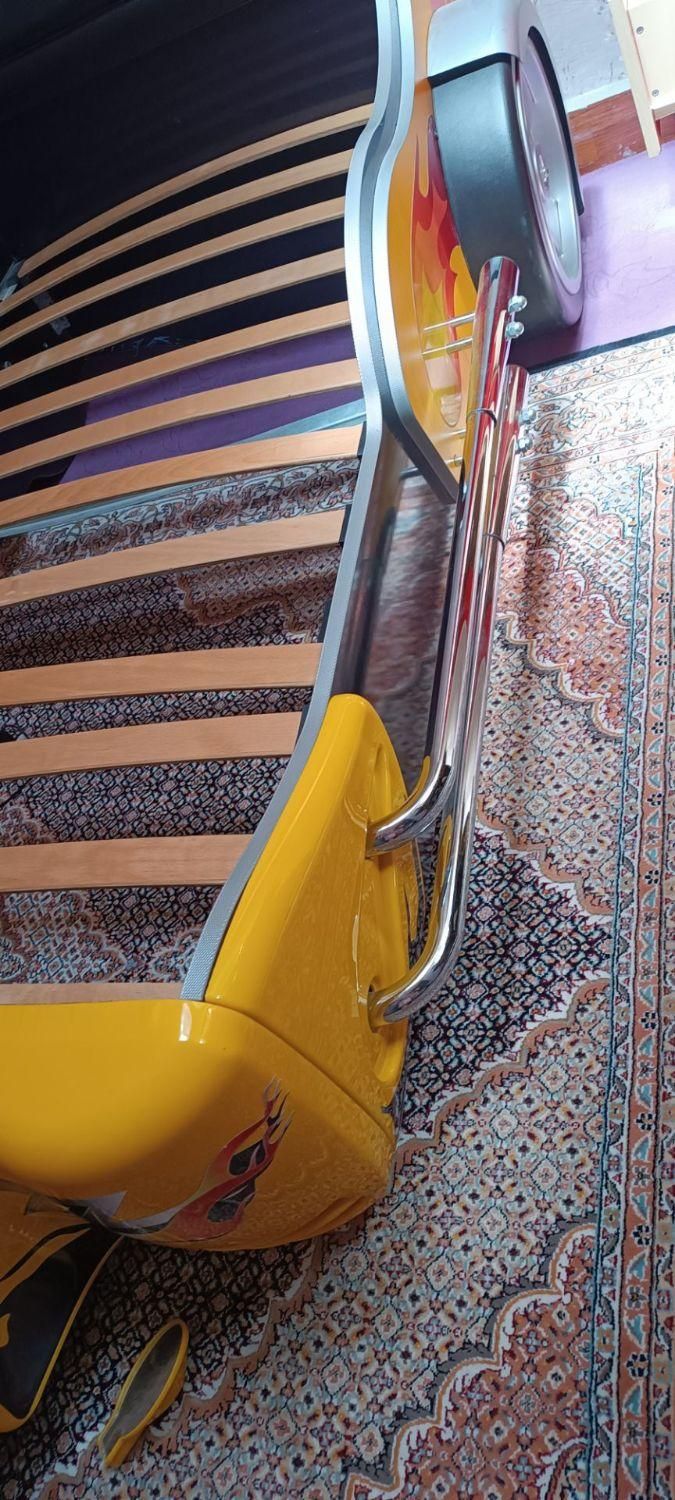 تخت خواب مدل ماشین چراغ دار|تخت و سرویس خواب|تبریز, |دیوار