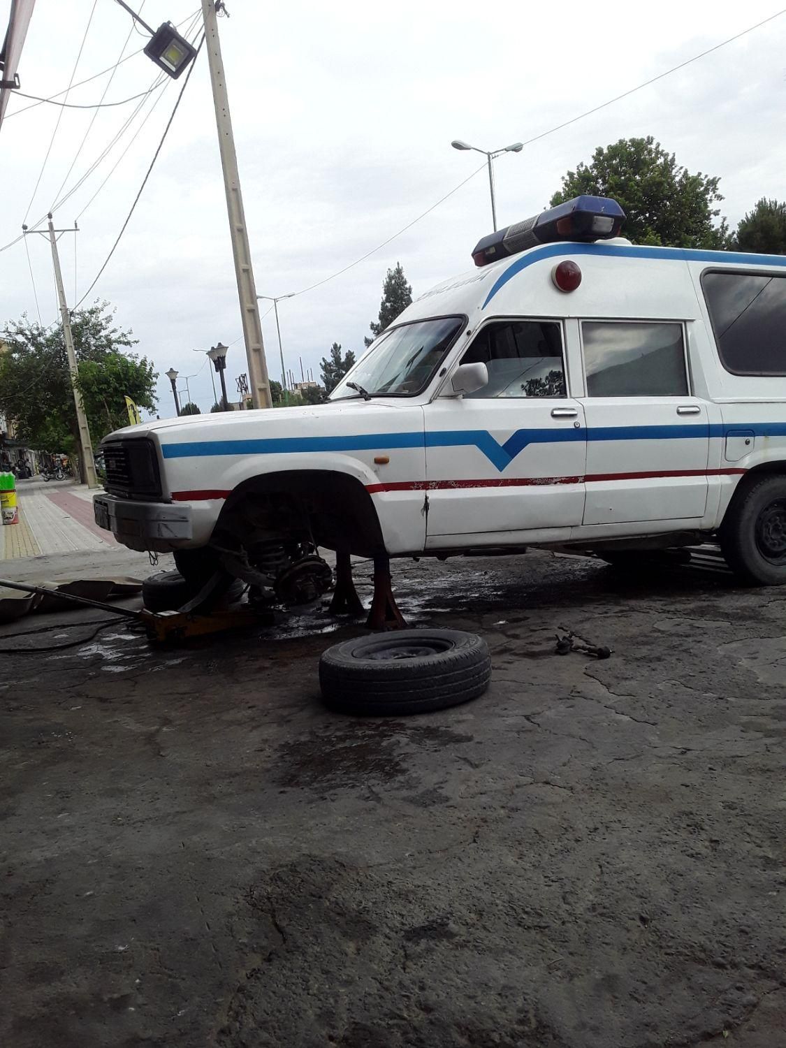 وانت امبولانس مزدا 2000 حمل متوفی، مدل ۱۳۸۲|خودرو سواری و وانت|مشهد, نوید|دیوار