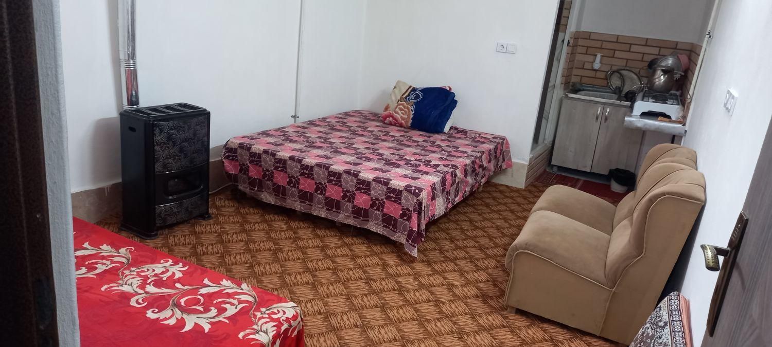 سوئیت.مسافرخانه امید..ساعتی ندارم|اجارهٔ کوتاهمدت آپارتمان و سوئیت|آمل, |دیوار