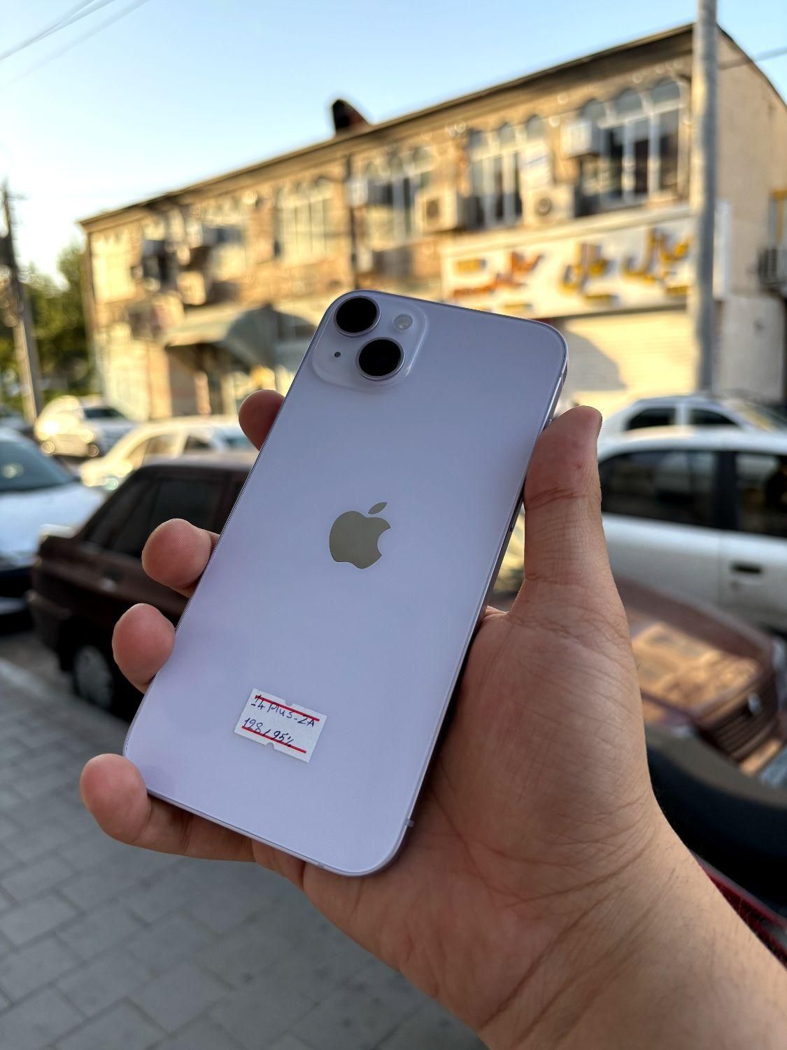 اپل iphone 14 Plus با حافظهٔ ۱۲۸ گیگابایت|موبایل|مشهد, هفده شهریور|دیوار