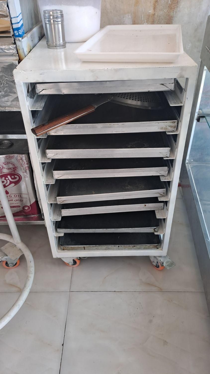 ویترین خشک شیرینی|کافیشاپ و رستوران|ری, سرتخت|دیوار