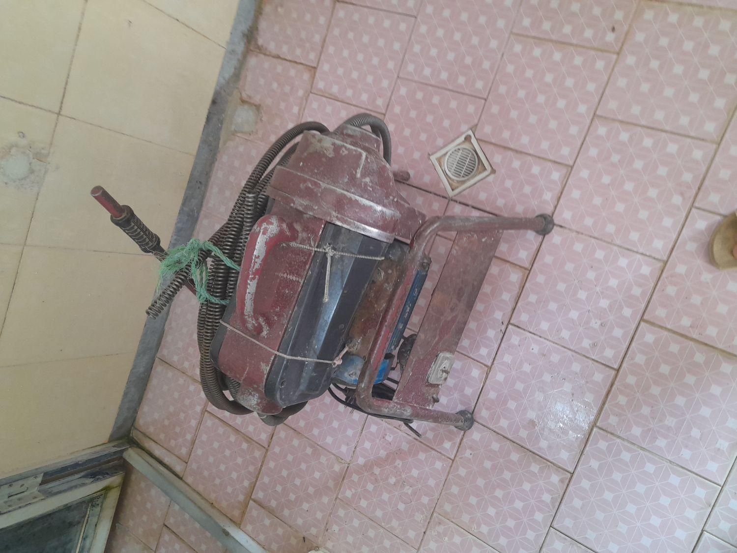 لوله بازکنی با دستگاه ژنراتور برقی .کاملا حرفه ای|خدمات پیشه و مهارت|ماسال, |دیوار