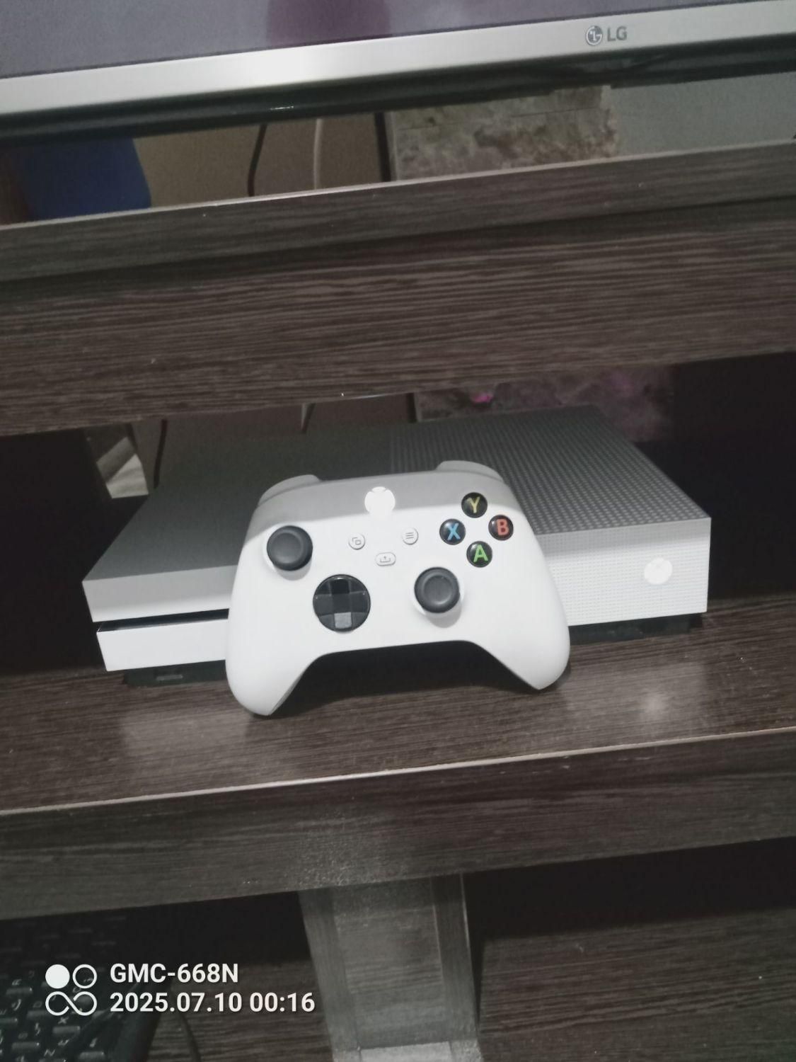 Xbox one s|کنسول، بازی ویدئویی و آنلاین|کرج, کرج نو|دیوار