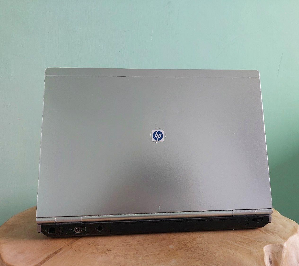 لپتاپ ۸ هسته ایی گرافیکدار i7 hp بی نقص|رایانه همراه|رشت, گلسار|دیوار