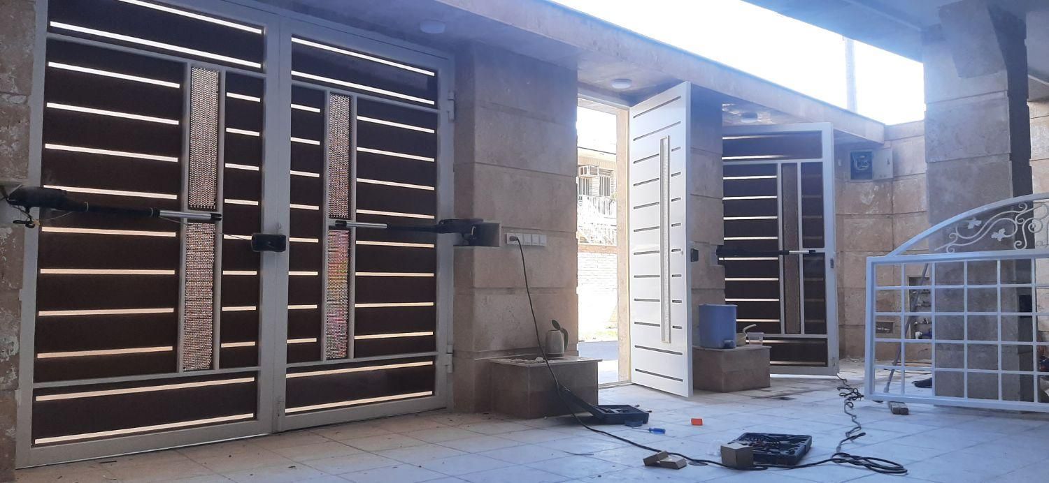 نصب و تعمیرات کرکره برقی دوربین دزدگیر وجک بازویی|خدمات پیشه و مهارت|دزفول, |دیوار