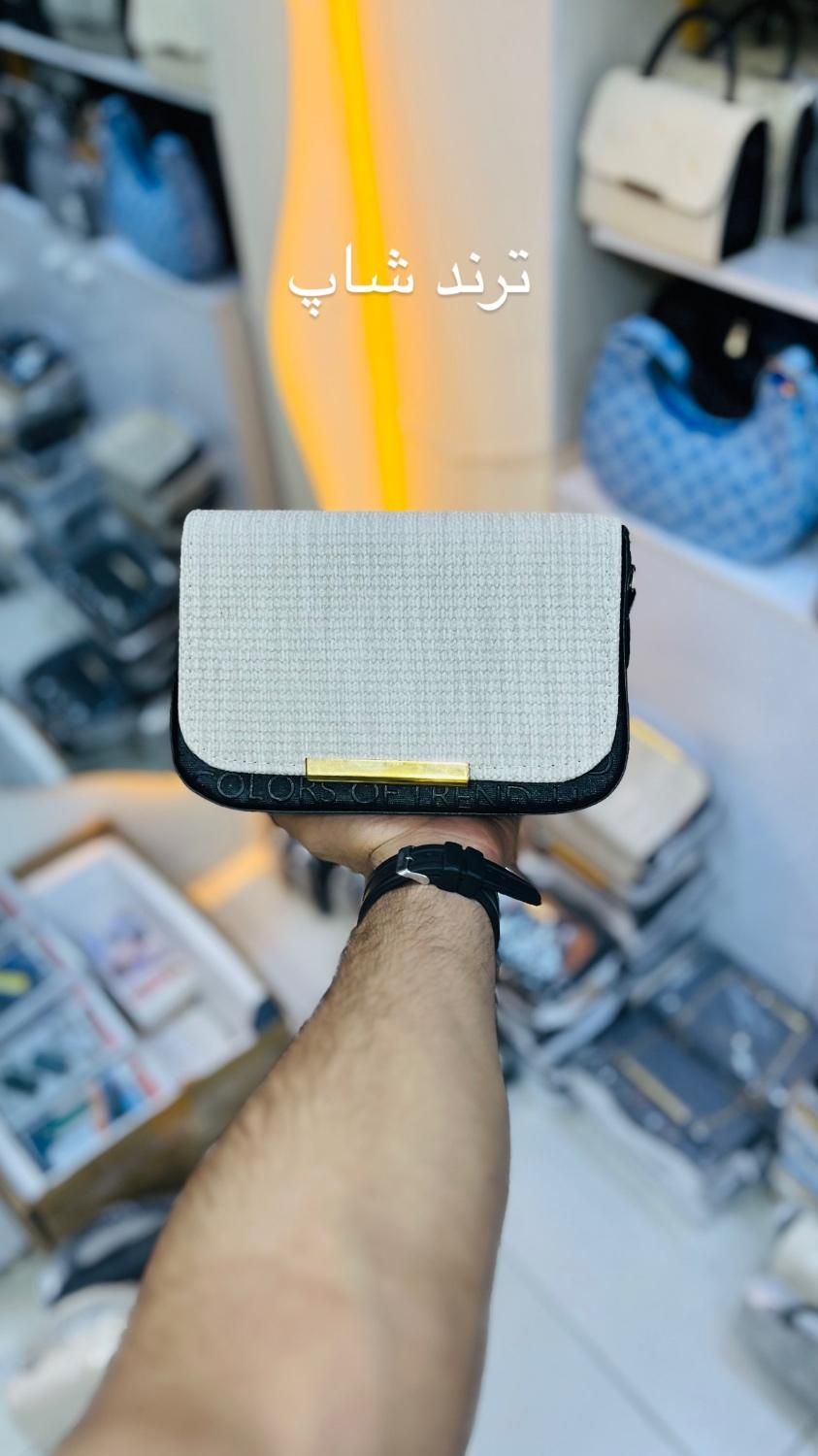 عمده و تک کیف|کیف، کفش، کمربند|گنبد کاووس, |دیوار