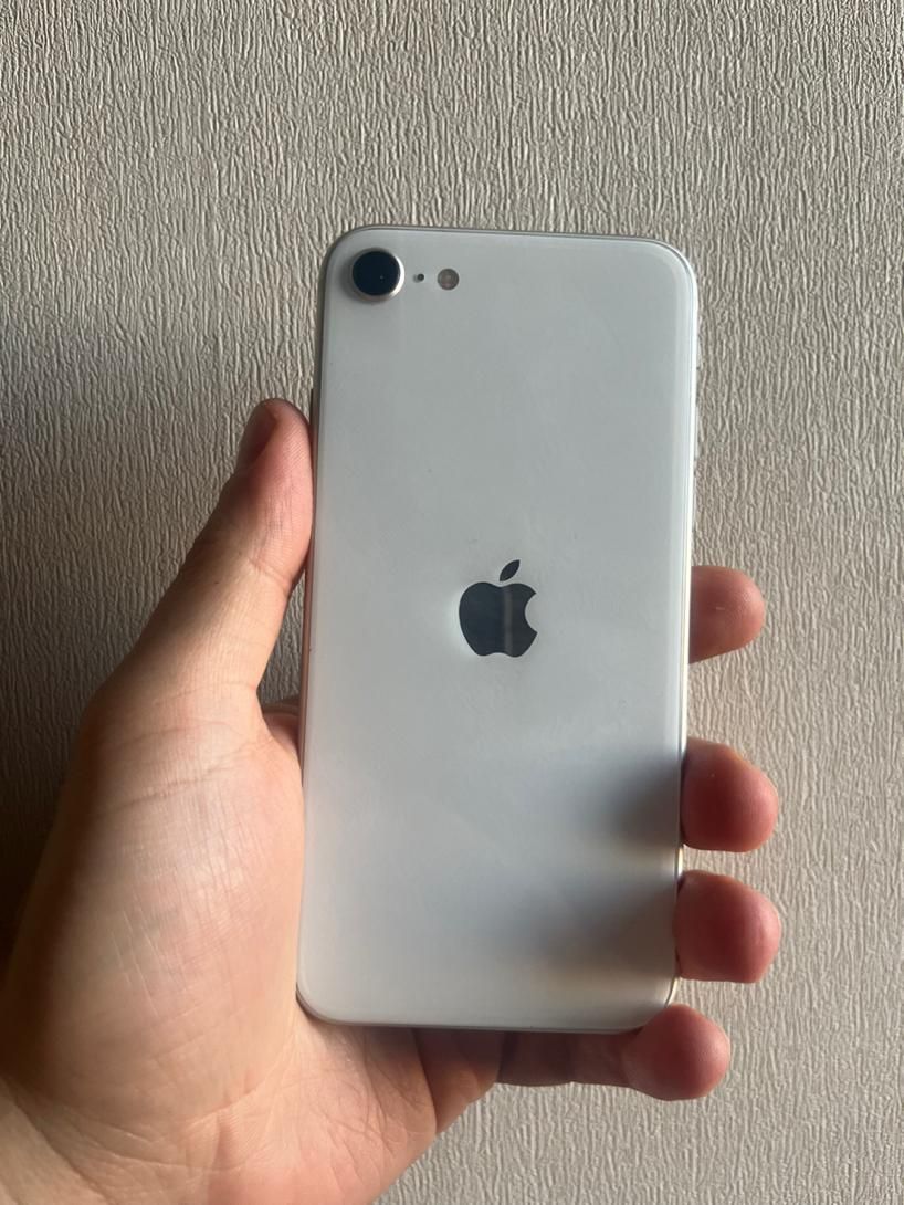 اپل iPhone SE (2020) با حافظهٔ ۶۴ گیگابایت|موبایل|تهران, هروی|دیوار