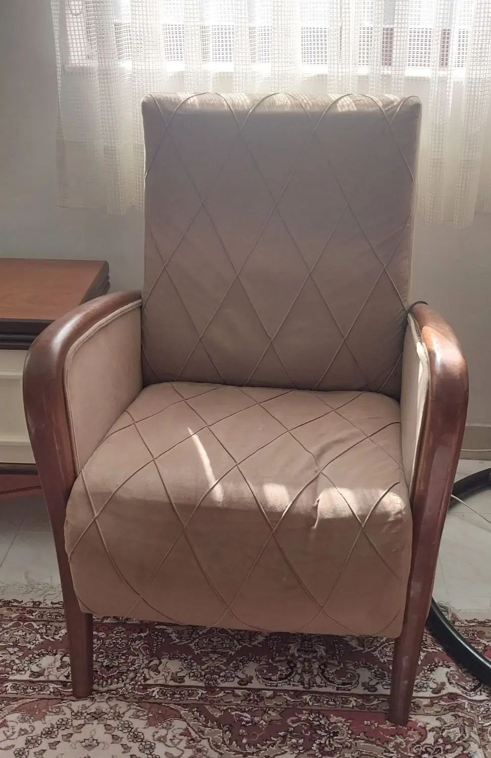مبل هفت نفره|مبلمان خانگی و میز عسلی|رشت, پورسینا|دیوار