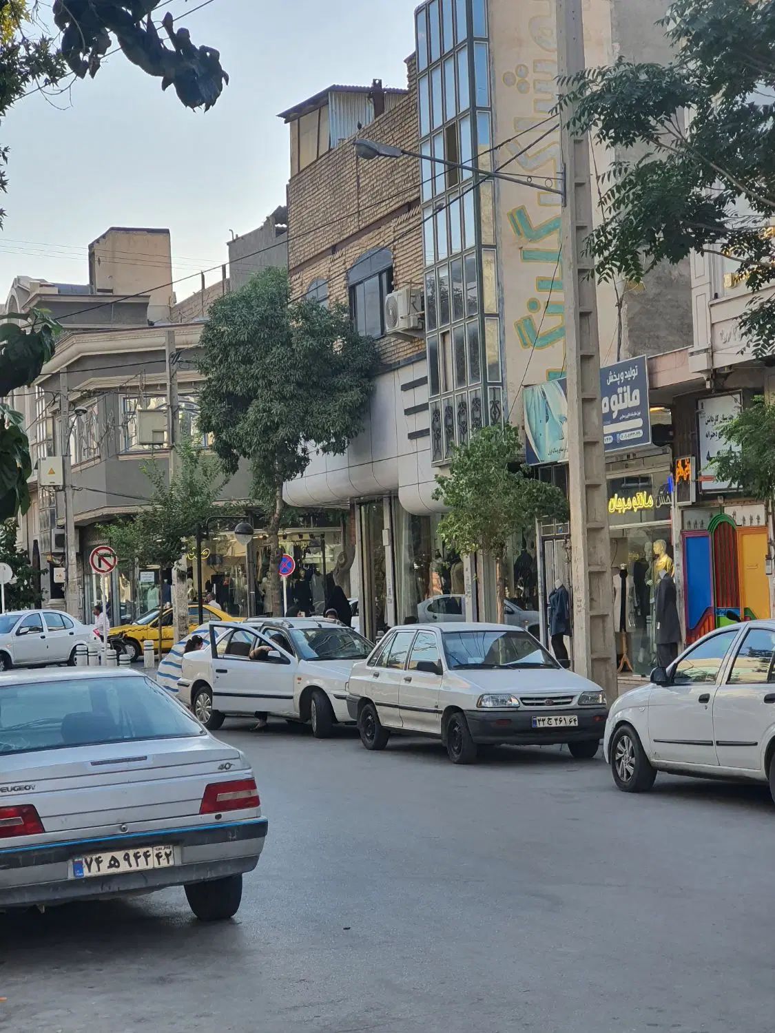 مغازه ۳۰ متری در مفتح۷|اجارهٔ مغازه و غرفه|مشهد, شهرک مهر آباد|دیوار