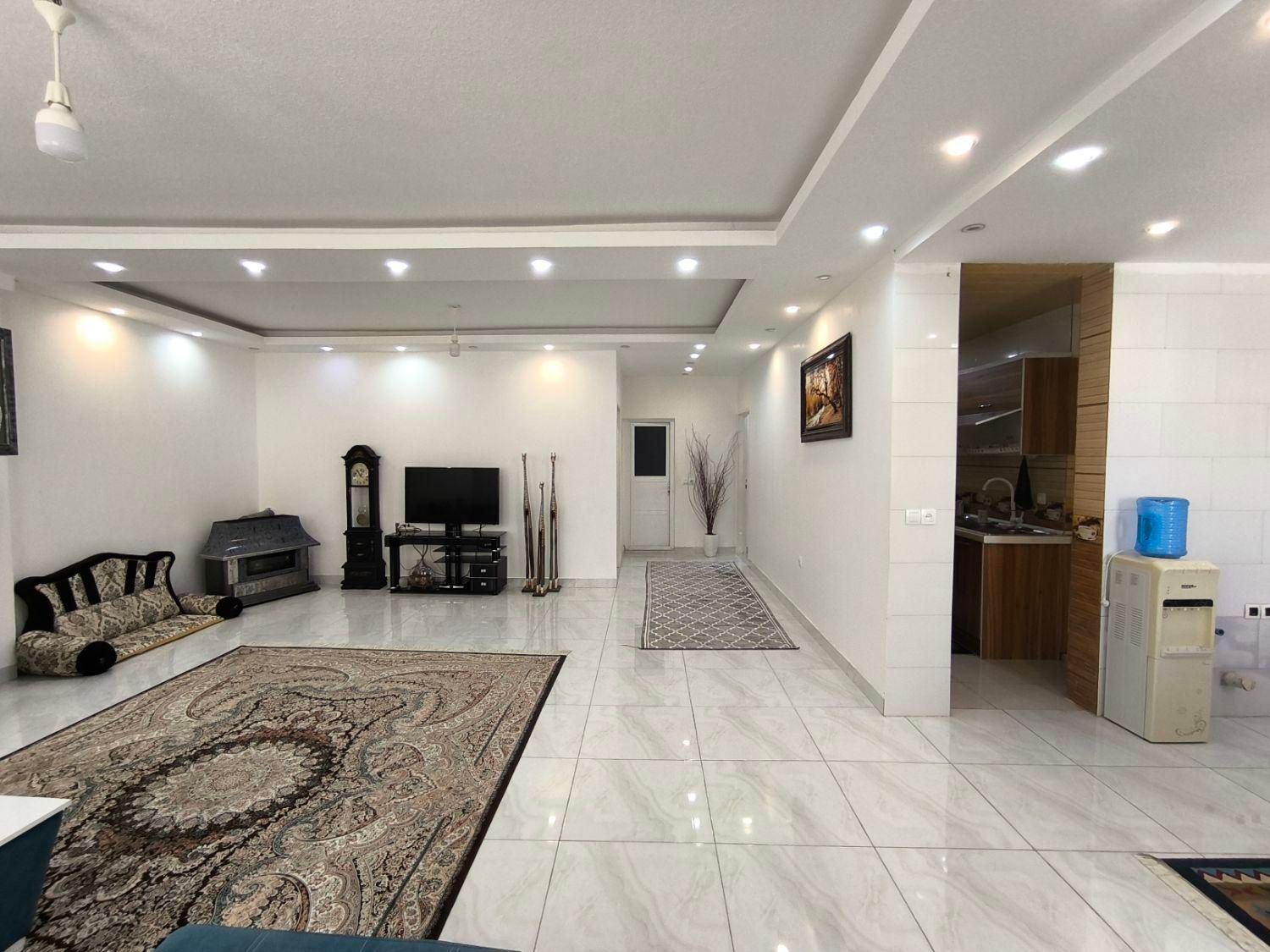 اجاره/ آپارتمان ۱۳۰ متری|اجارهٔ کوتاهمدت آپارتمان و سوئیت|بوشهر, |دیوار