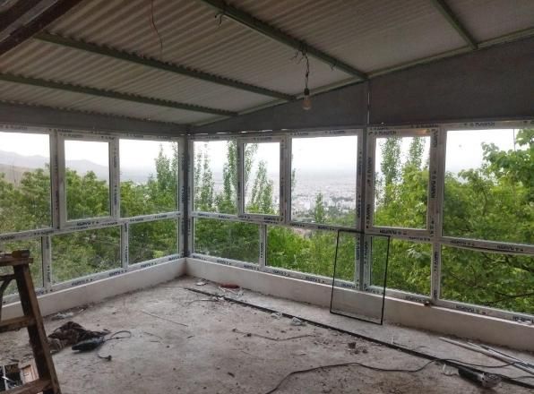 درب و پنجره دوجداره UPVC توری پلیسه کشویی|خدمات پیشه و مهارت|صدرا-فارس, فاز ۲|دیوار