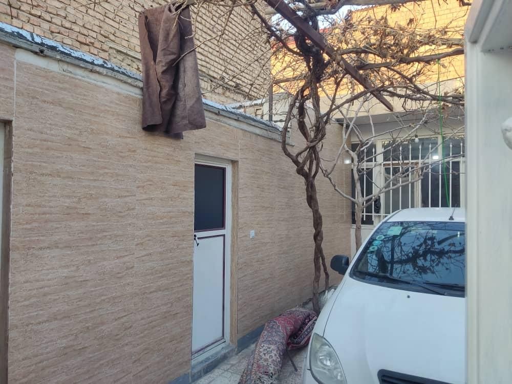 ویلایی ۱۲۵متر (ملک میخری یا میفروشی زنگبزن من و تو|فروش خانه و ویلا|شاهدشهر, |دیوار