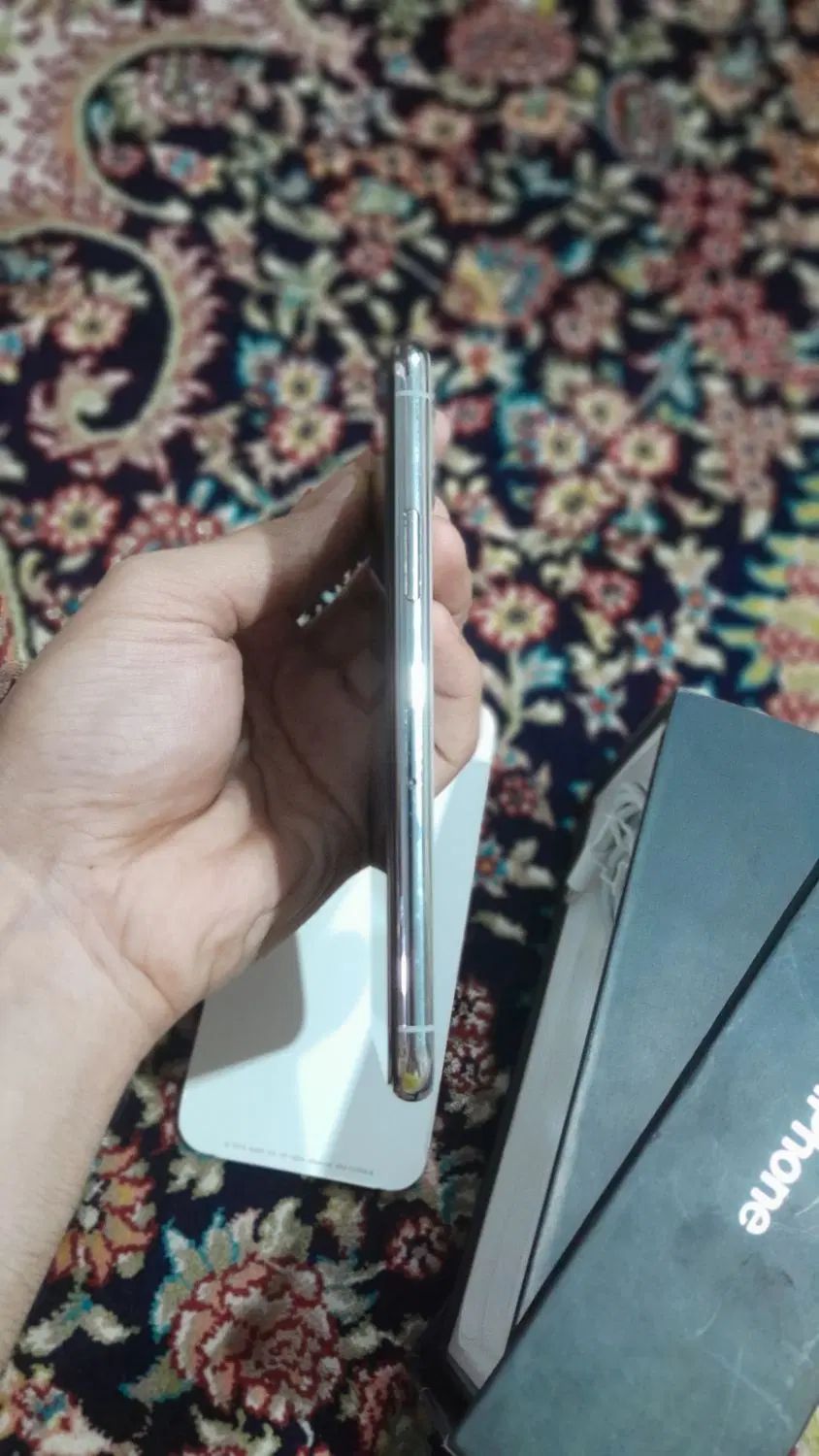 اپل iPhone 11 Pro با حافظهٔ ۲۵۶ گیگابایت|موبایل|همدان, |دیوار