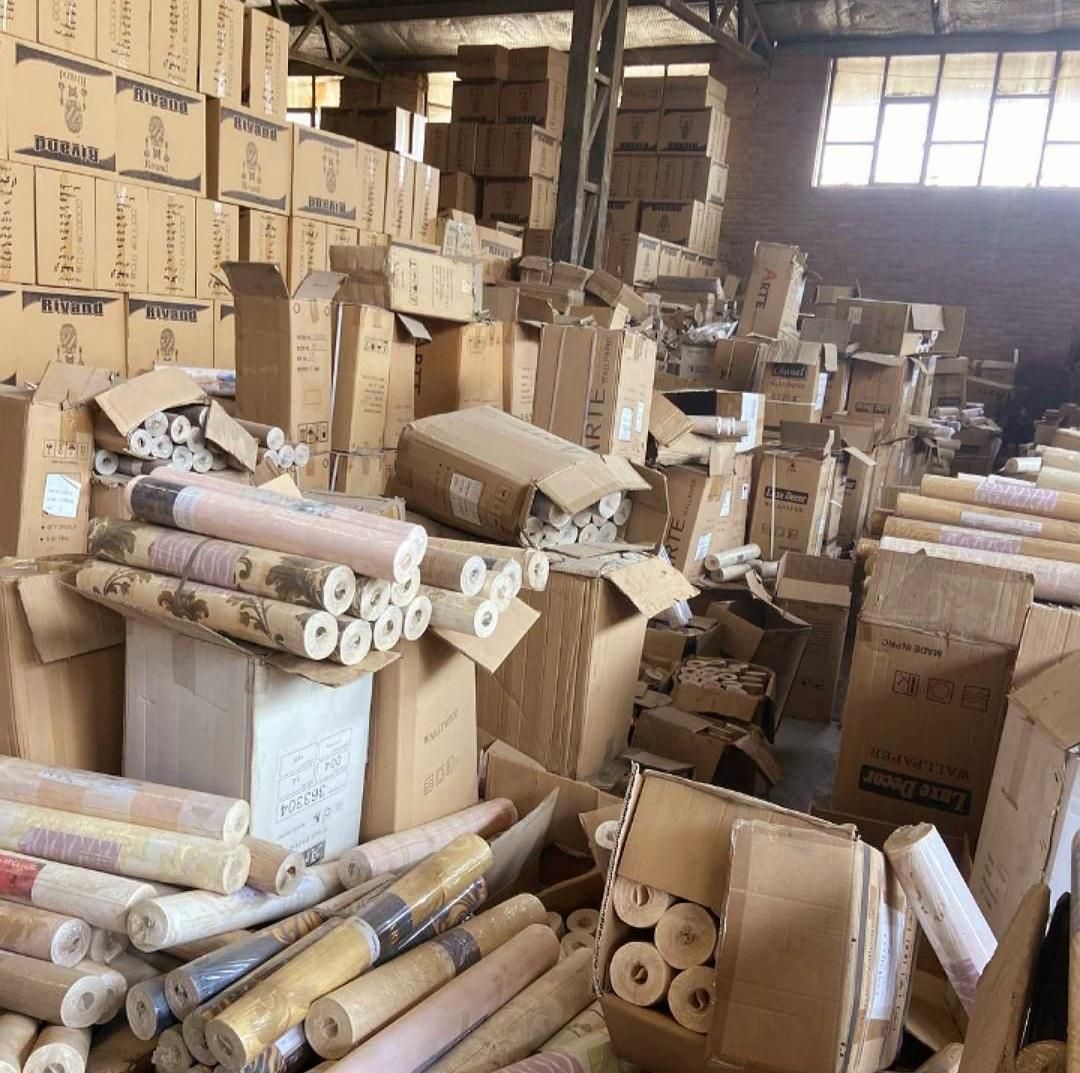 کاغذدیواری رولی ۱۸۰ هزارتومان اقساطی|خدمات پیشه و مهارت|اصفهان, محمودیه|دیوار