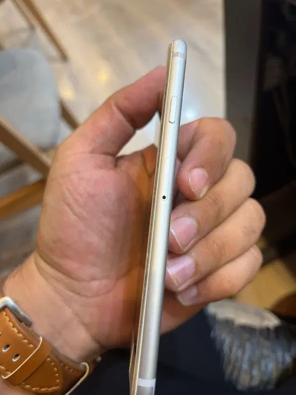 اپل iPhone 6 با حافظهٔ ۶۴ گیگابایت|موبایل|تهران, چیتگر جنوبی|دیوار