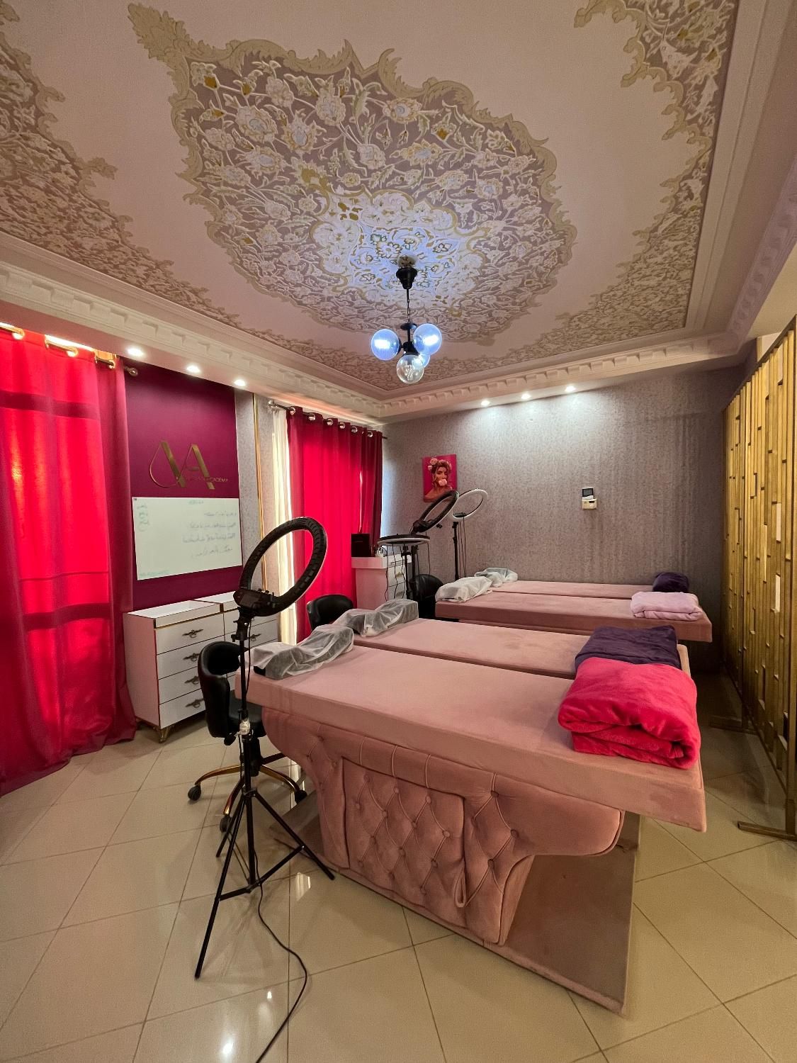 تخت چستر مژه و فشیال|تخت و سرویس خواب|اصفهان, سعادت‌آباد|دیوار