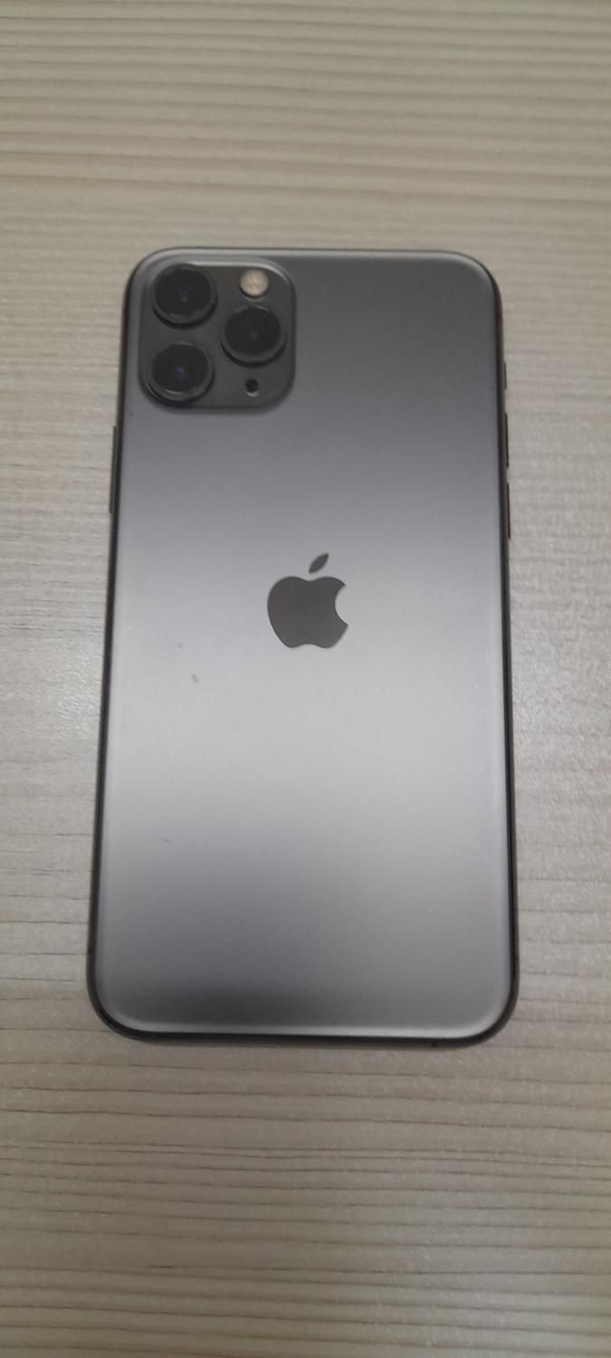 اپل iPhone 11 Pro با حافظهٔ ۲۵۶ گیگابایت|موبایل|مشهد, امیر|دیوار