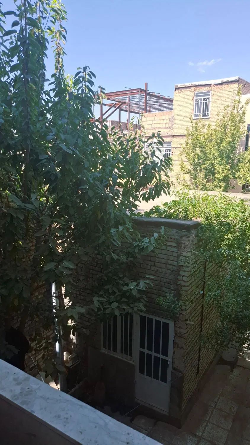 دوطبقه 160مترزمین200متربناسندتکبرگ.طوس121|فروش خانه و ویلا|مشهد, دوست آباد|دیوار