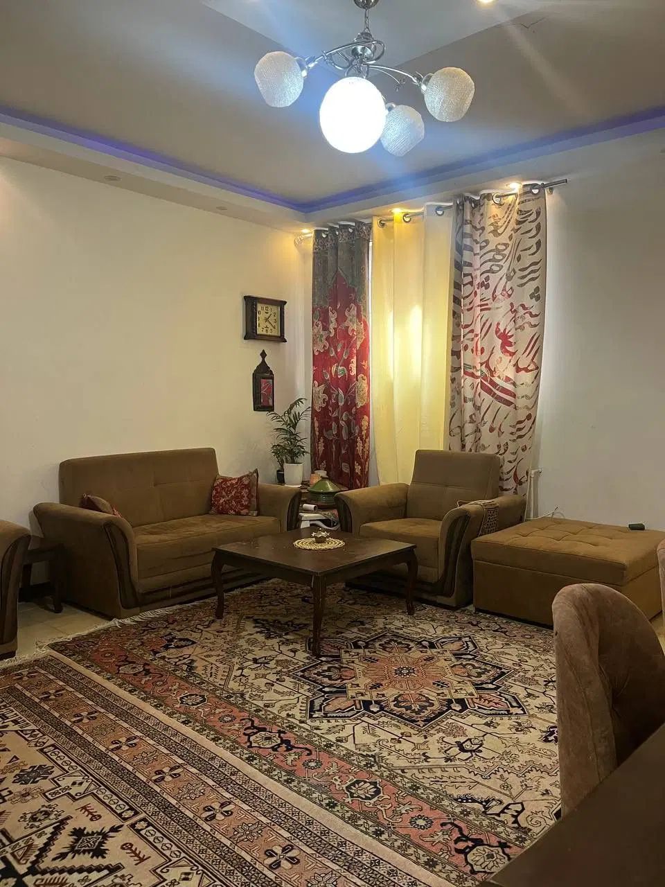 ۲ خوابه همکف فول امکانات.کنافکاری. دپارتمان برکه|اجارهٔ آپارتمان|پرند, فاز ۵|دیوار