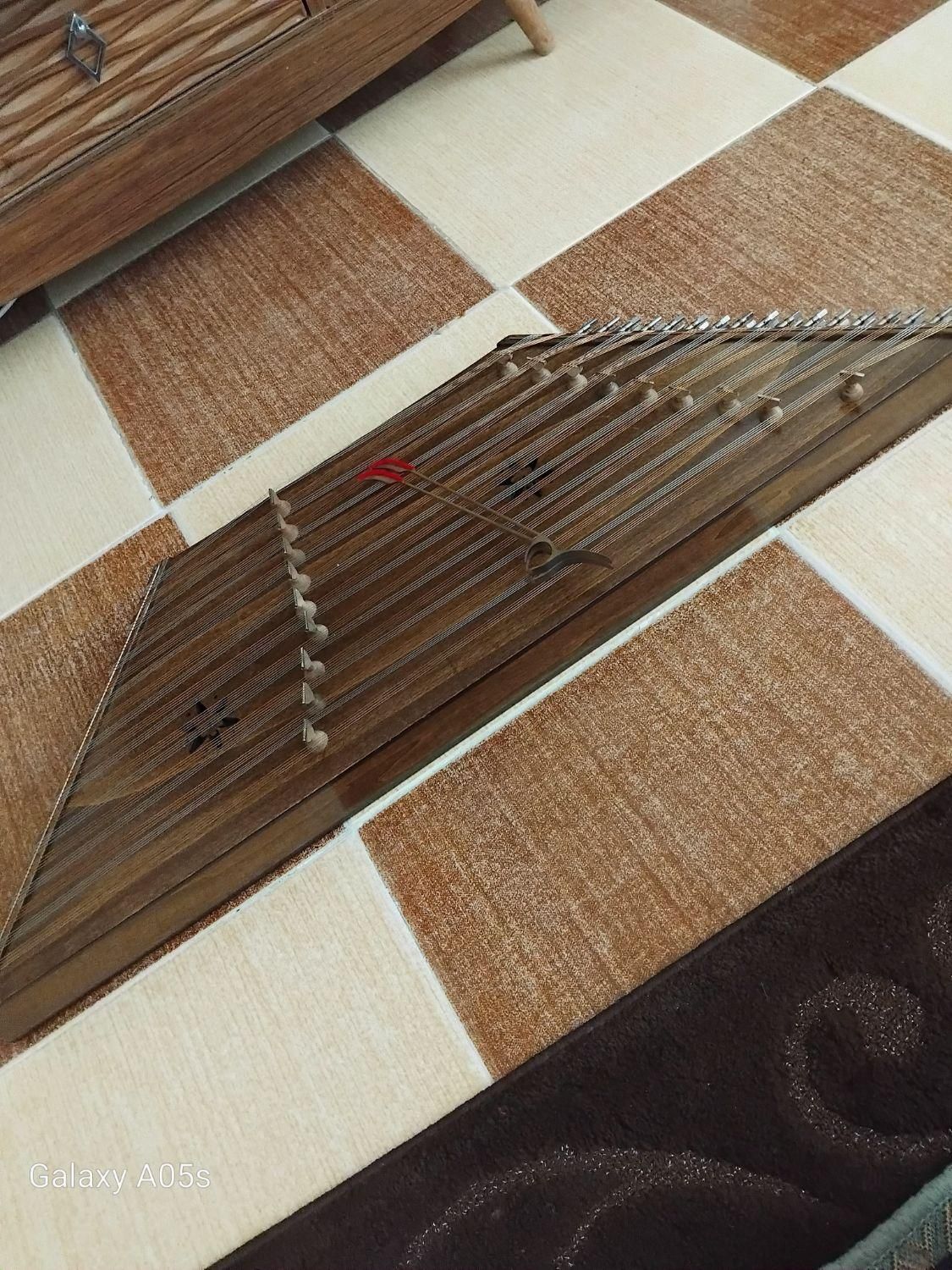 سنتور ۲ مهر چوب گردو|سازهای سنتی|گلپایگان, |دیوار