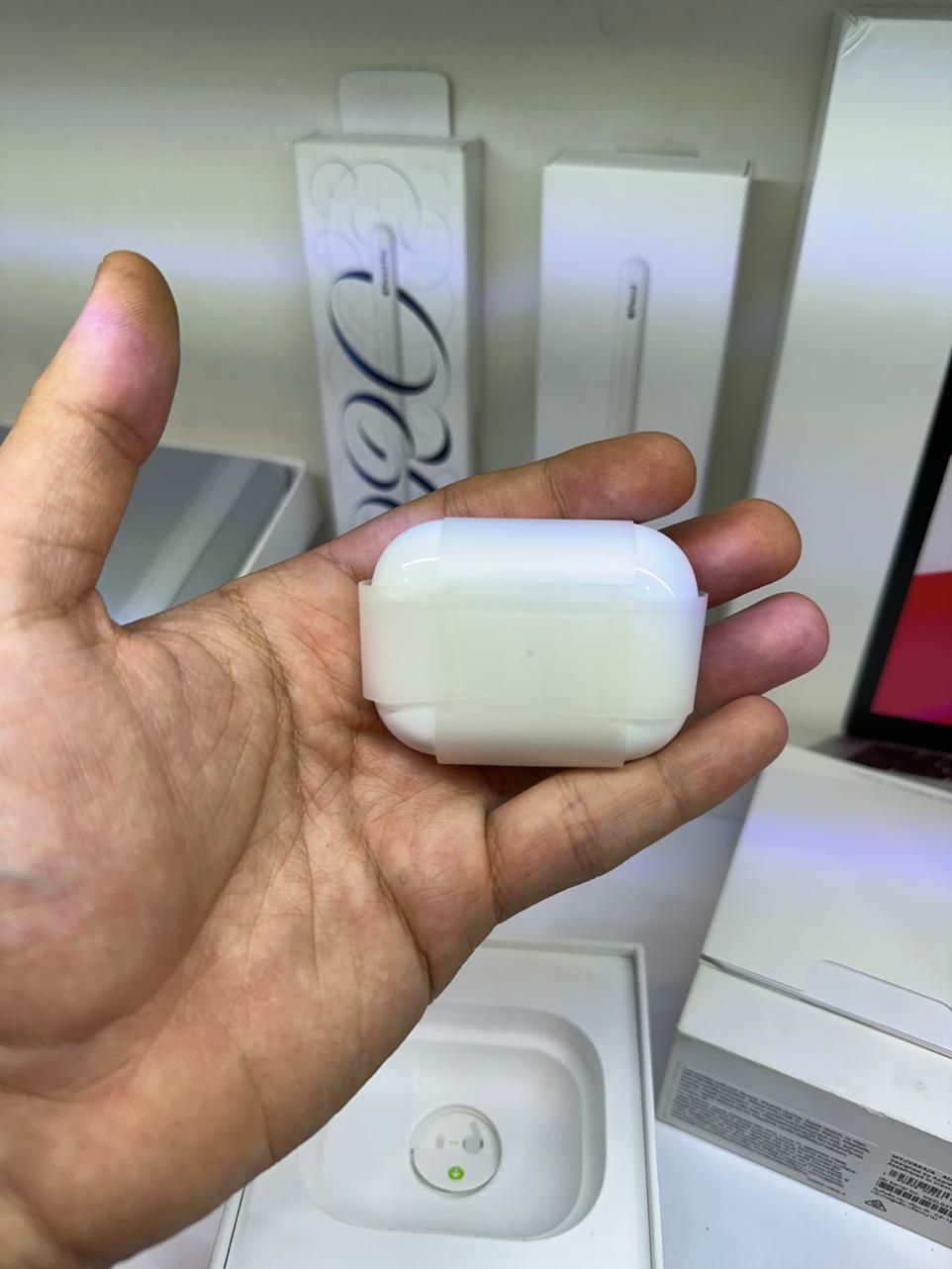 AirPod Pro 2 new type C یک ماه کار|لوازم جانبی موبایل و تبلت|کرج, کوی امامیه|دیوار