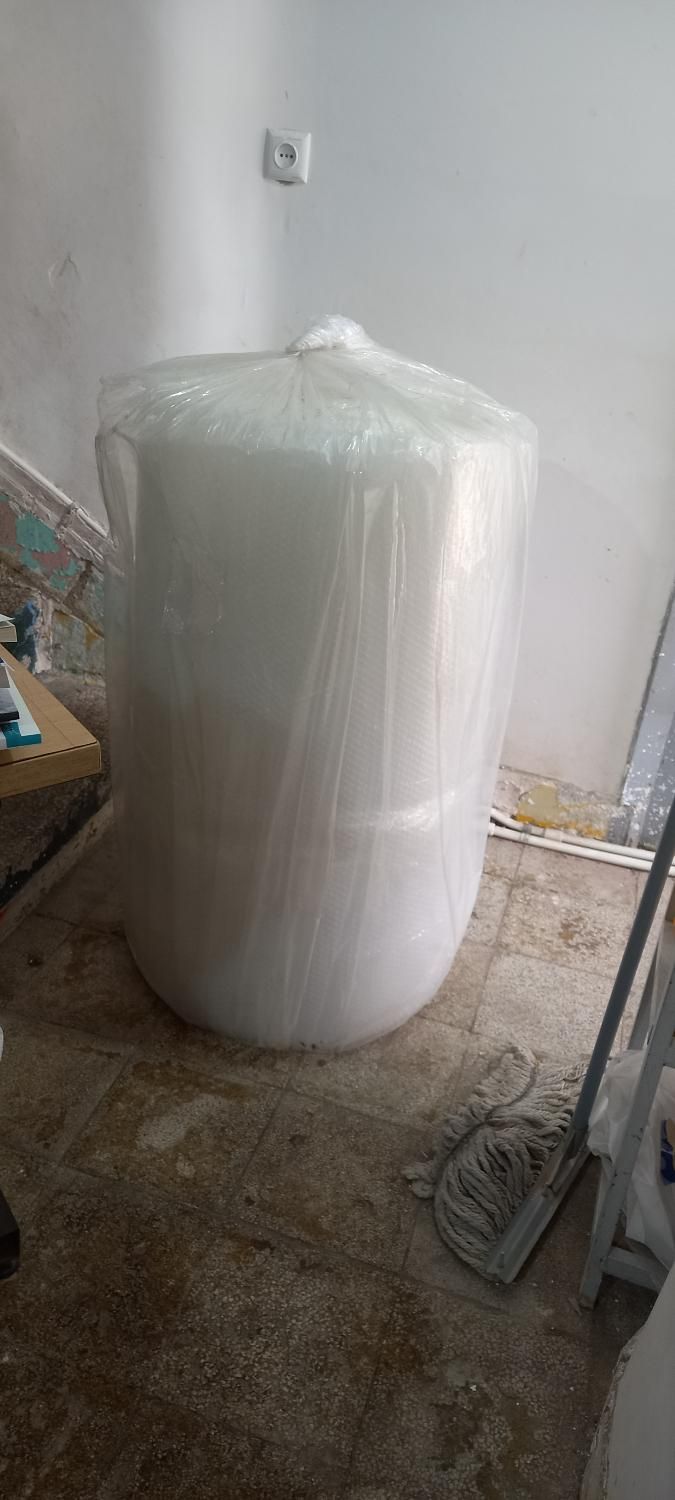 پلاستیک حبابدار فروش متری سلفون و چسب پنج سانتی|عمده‌فروشی|قم, صفائیه|دیوار