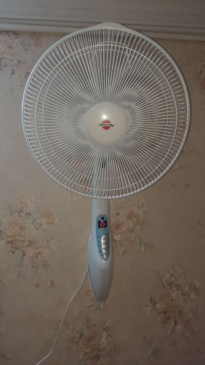 پنکه دیواری پارس خزر|پنکه و تصفیه‌کنندهٔ هوا|مشهد, هنرور|دیوار