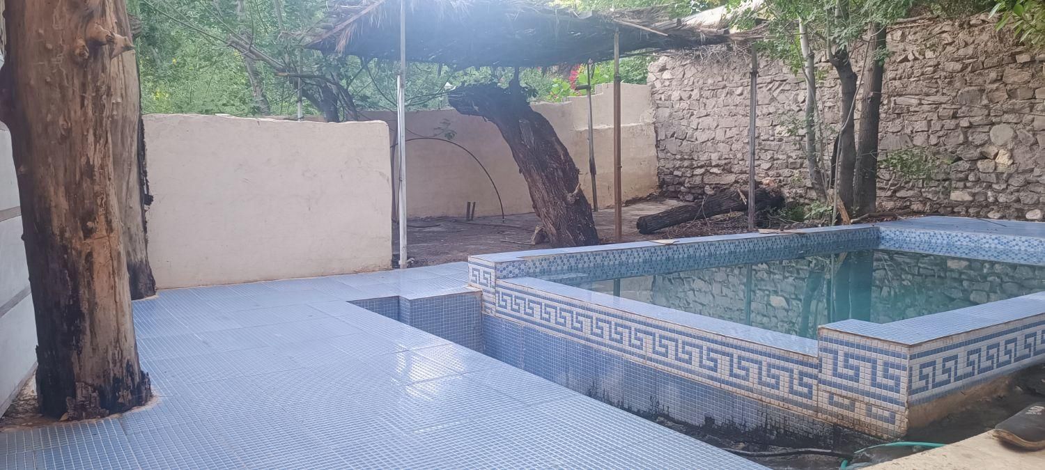 اجاره روزانه ویلا استخردار با آب روان دائم سیرچ|اجارهٔ کوتاهمدت ویلا و باغ|کرمان, |دیوار