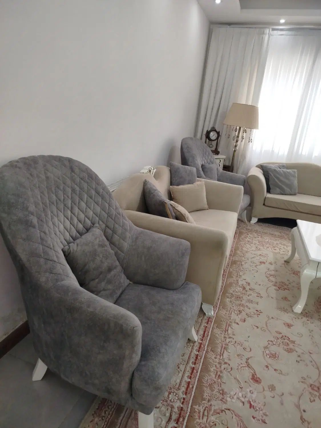 مبل کلاسیک|مبلمان خانگی و میز عسلی|رشت, کوی حسینی|دیوار