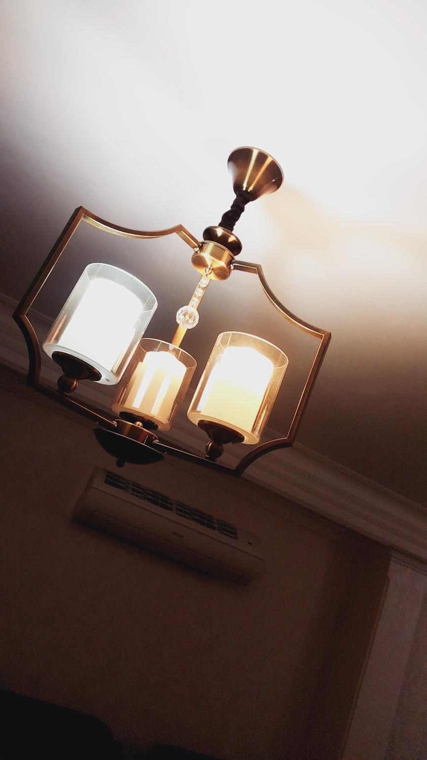 لوستر وارداتی . ۳ شعله|لوستر و چراغ آویز|رشت, سعدی (تختی)|دیوار