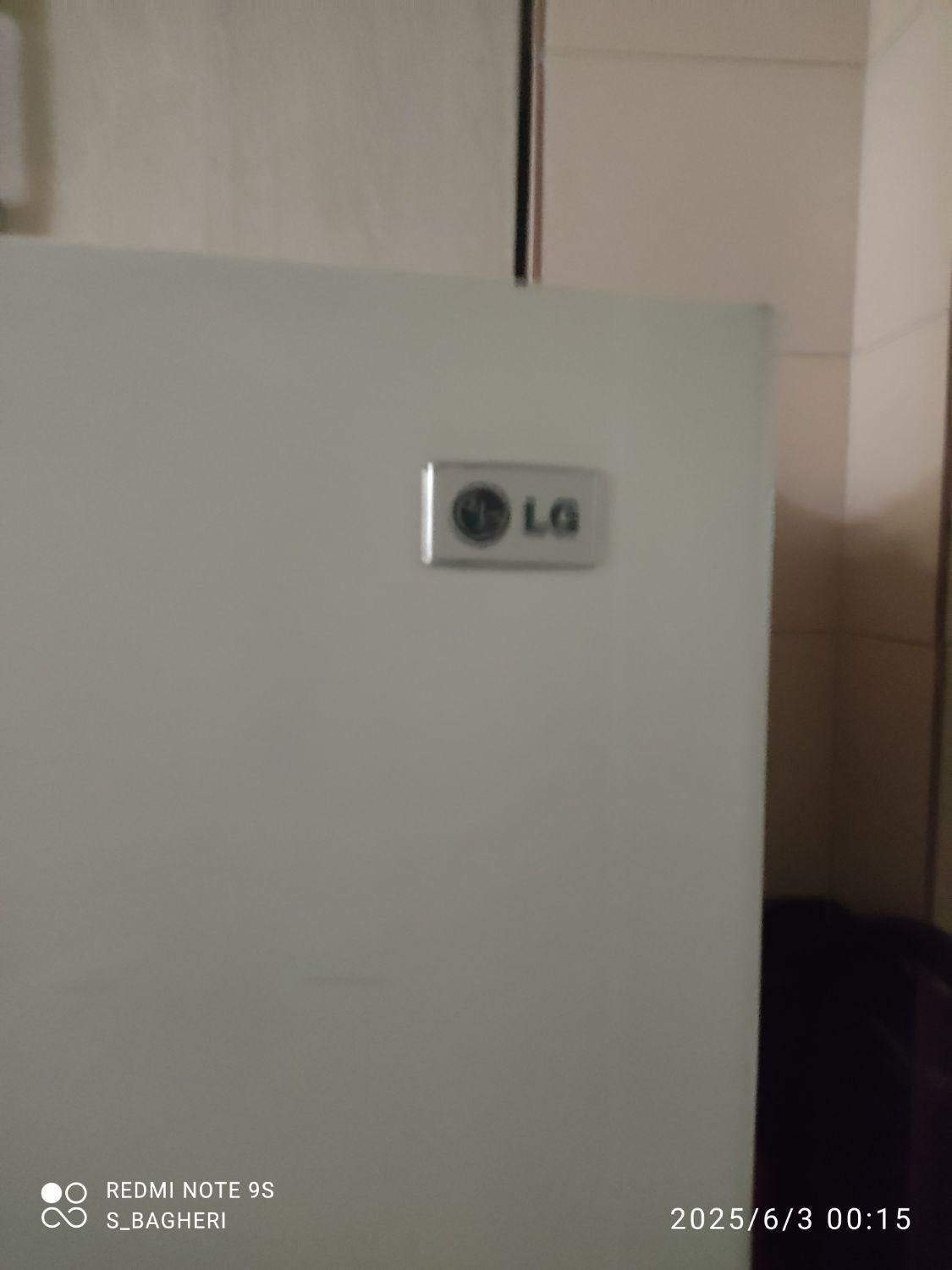 یخچال ساید بای ساید  LG  40 فوت.  رنگ کرم|یخچال و فریزر|تهران, جوادیه|دیوار