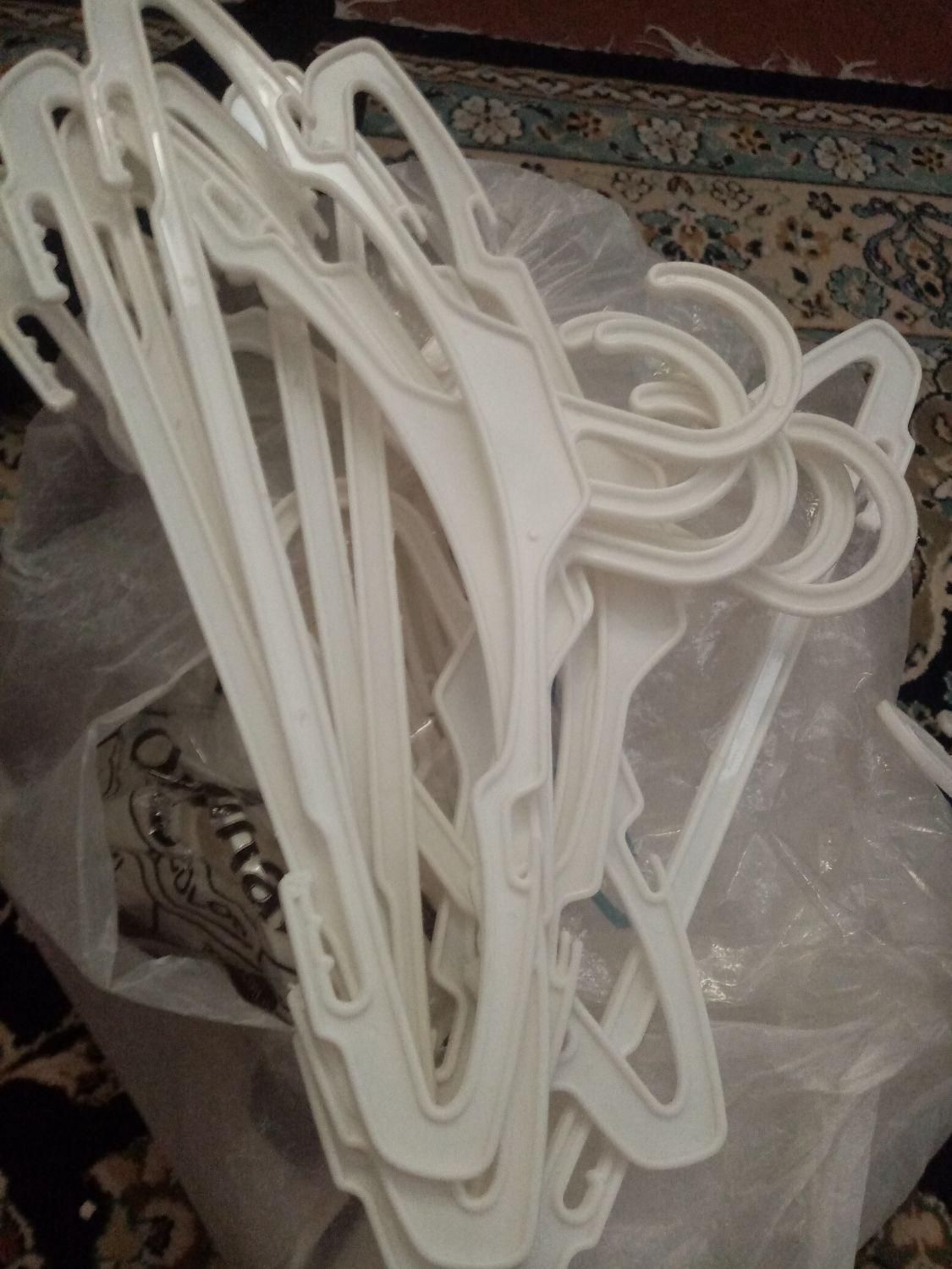 چوب رختی|بندرخت و رخت‌آویز|قرچک, |دیوار