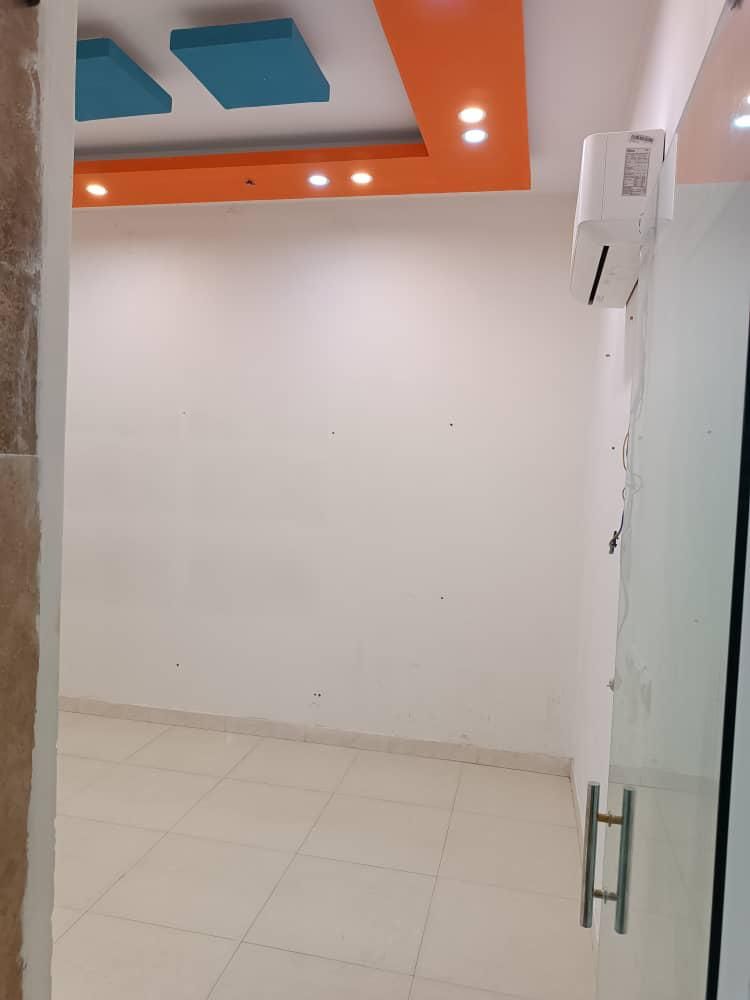 اجاره مغازه ۱۶ متری - پاساژ امپراطور|اجارهٔ مغازه و غرفه|ایلام, |دیوار