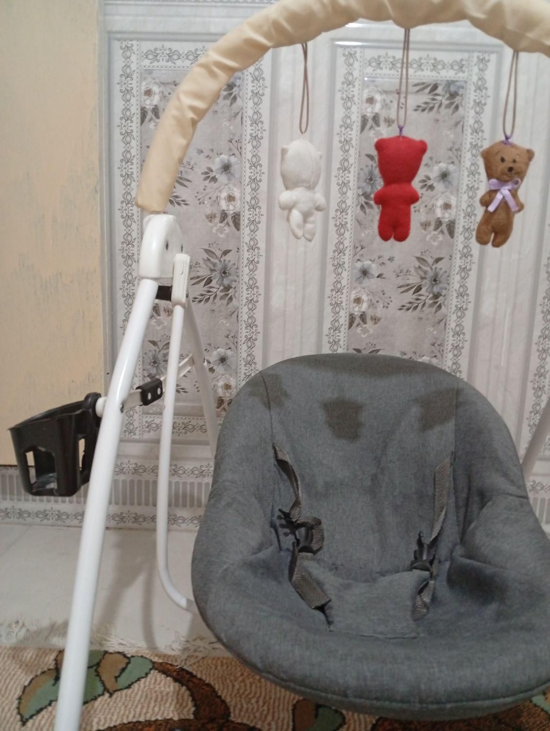 گهواره و تاب|تخت و صندلی بچه|نسیمشهر, |دیوار