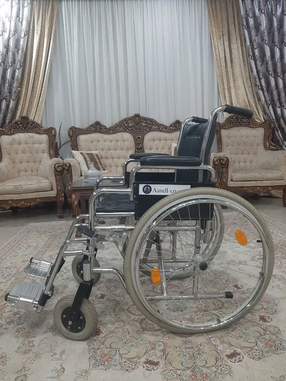 فروش یک دستگاه ویلچر تمام استیل اصل تایوان|آرایشی، بهداشتی، درمانی|مشهد, فرهنگ|دیوار